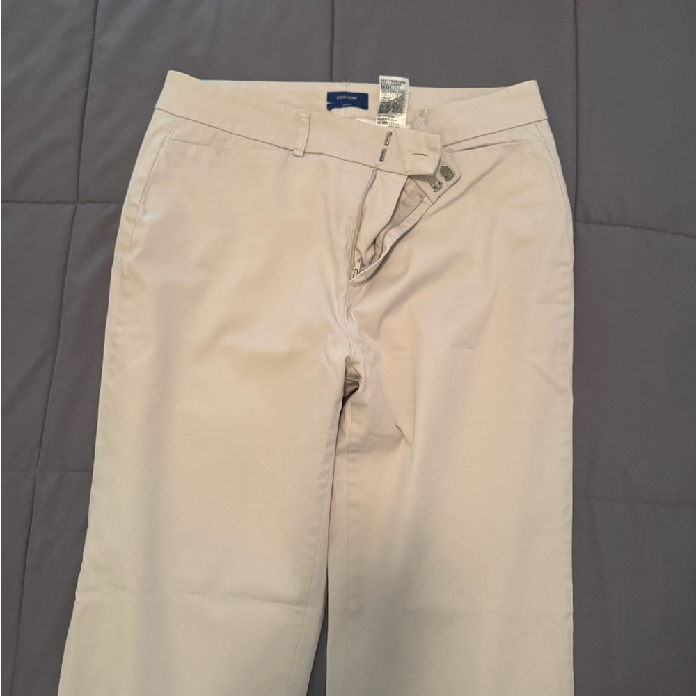 Dockers Women’s Light Khaki Chinos